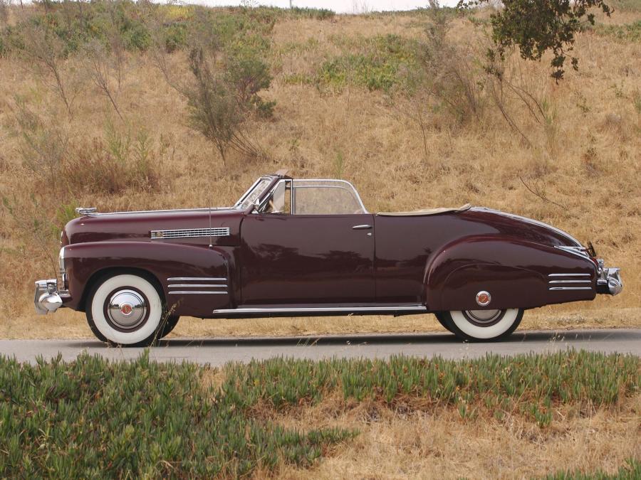  Cadillac Sixty-Two Convertible Coupe 1941 года  (фото 7 из 26)